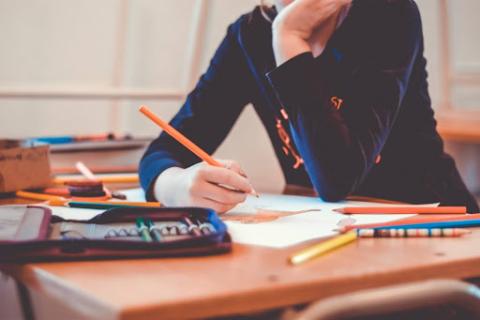  Using AI for Homework Help